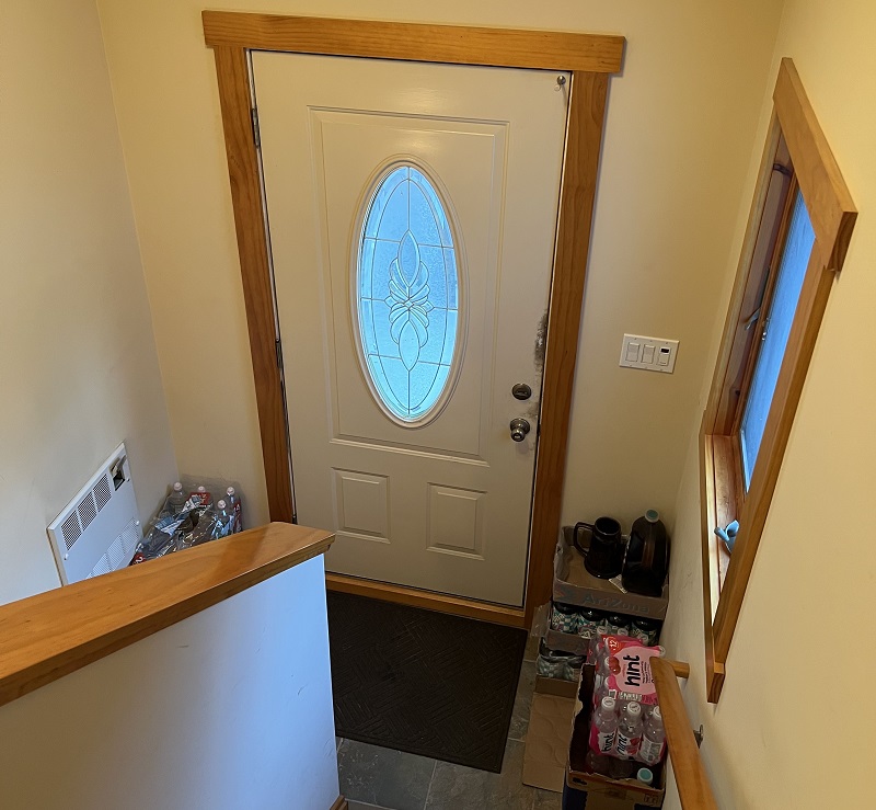 Time to update the style of this door with oval glass