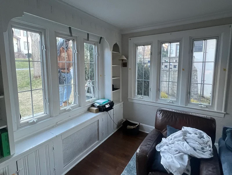 Casement windows will become double hungs
